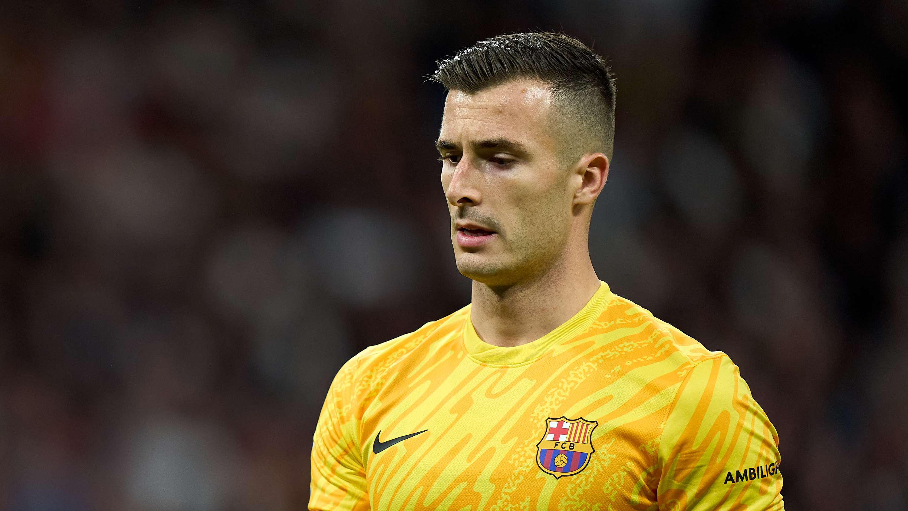 不仅是年轻 不仅是年轻